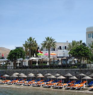 MAXSEA BEACH HOTEL